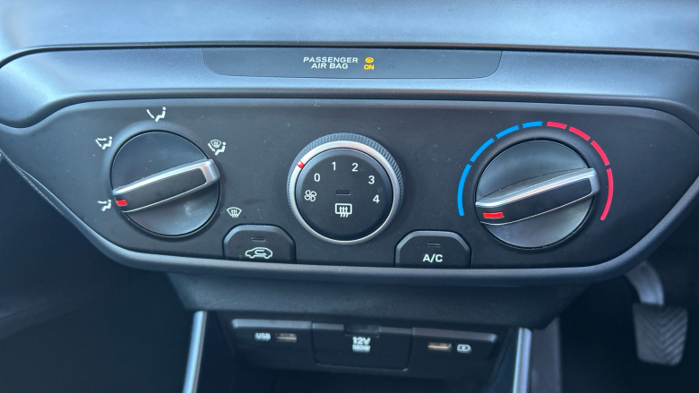 Hyundai i20 1.0T GDi 48V MHD SE Connect 5dr Petrol Hatchback